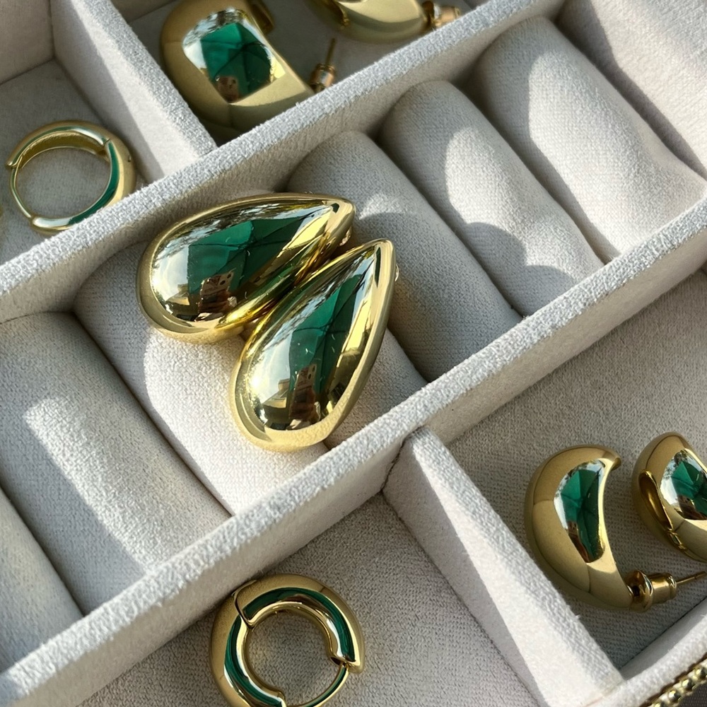 Teardrop Earrings Gold Plated